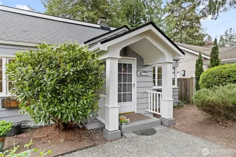 1711 NE 113th Street Seattle WA 98125