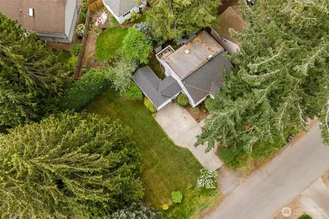 1711 NE 113th Street Seattle WA 98125