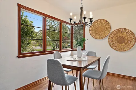 1711 NE 113th Street Seattle WA 98125