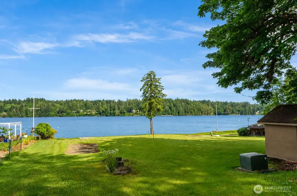 3081 E Pickering Road Shelton WA 98584