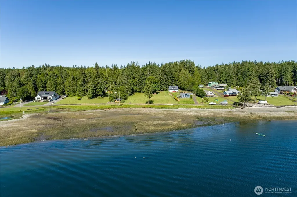 3081 E Pickering Road Shelton WA 98584