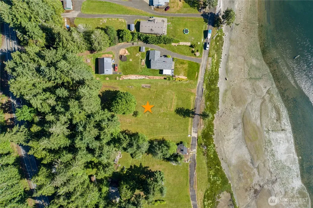 3081 E Pickering Road Shelton WA 98584