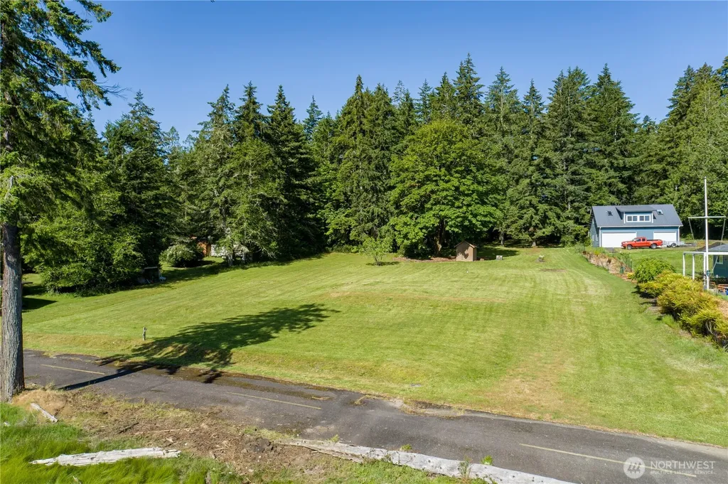 3081 E Pickering Road Shelton WA 98584