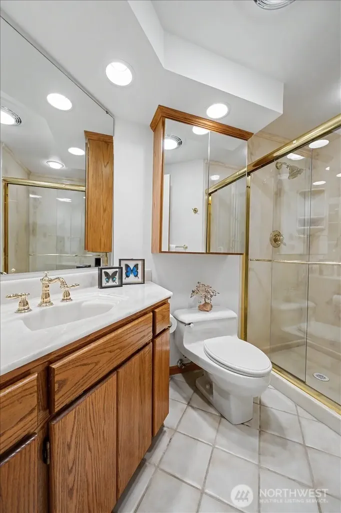 3016 N Narrows Drive Tacoma WA 98407