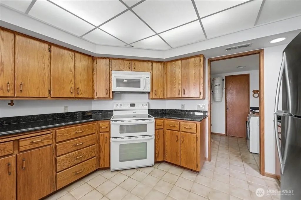 3016 N Narrows Drive Tacoma WA 98407