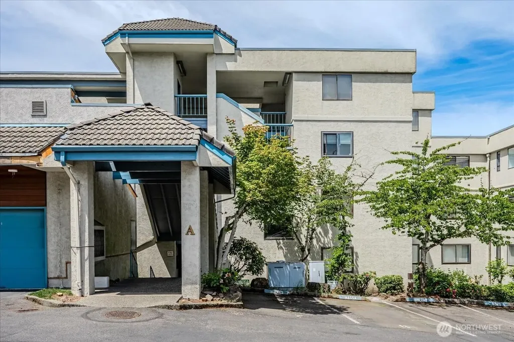 3016 N Narrows Drive Tacoma WA 98407
