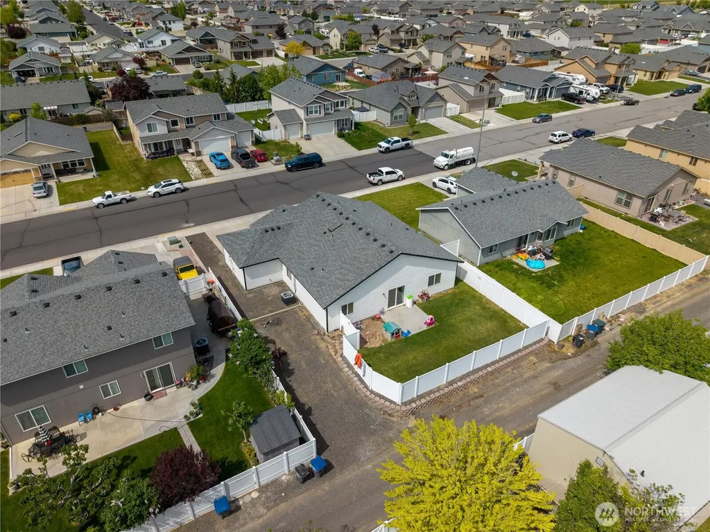 822 Willow Ave NE Quincy WA 98848