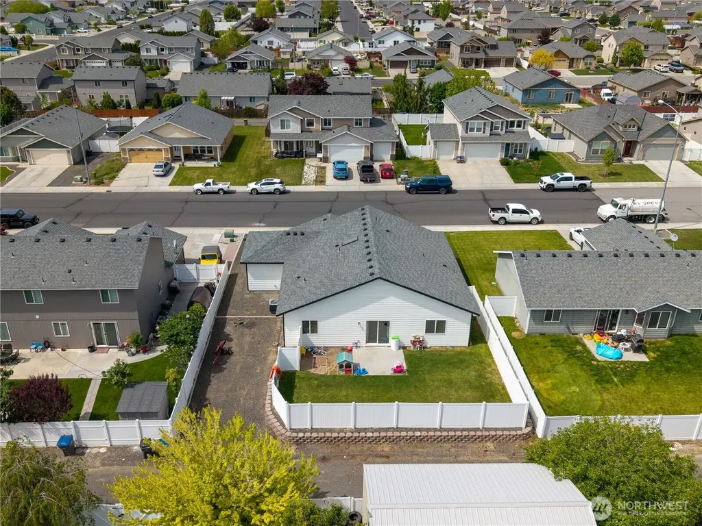 822 Willow Ave NE Quincy WA 98848