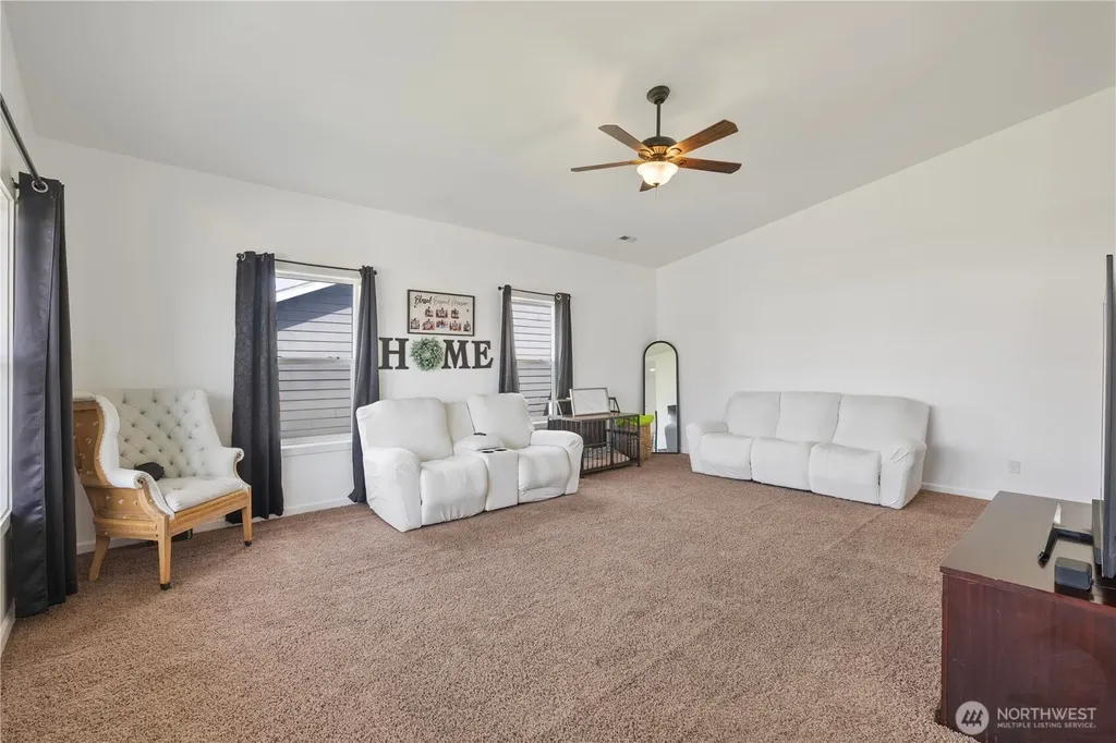 822 Willow Ave NE Quincy WA 98848