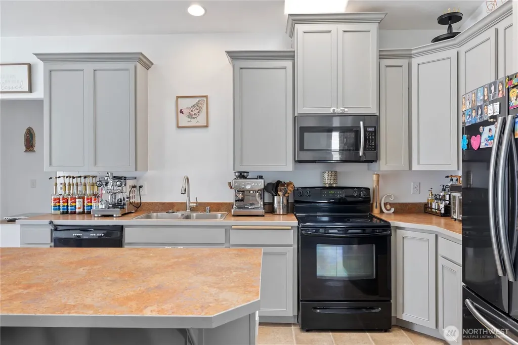 822 Willow Ave NE Quincy WA 98848