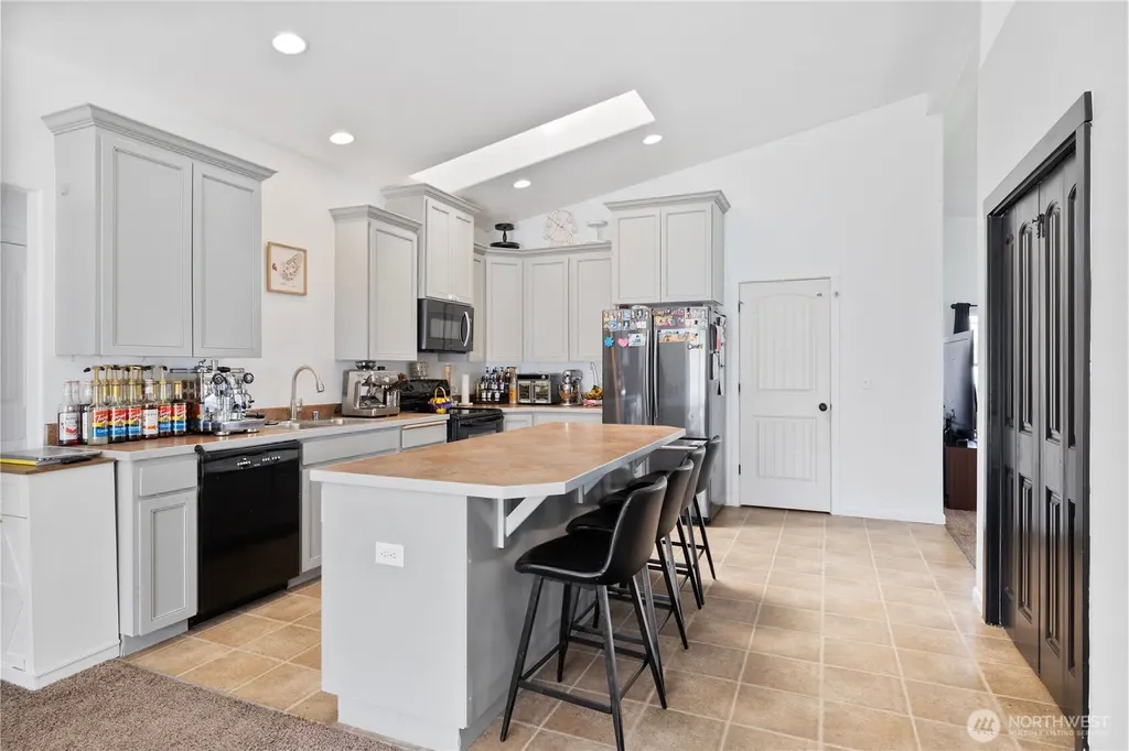 822 Willow Ave NE Quincy WA 98848
