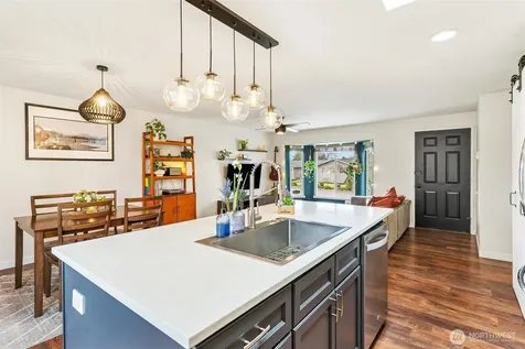 6713 66th Drive NE Marysville WA 98270