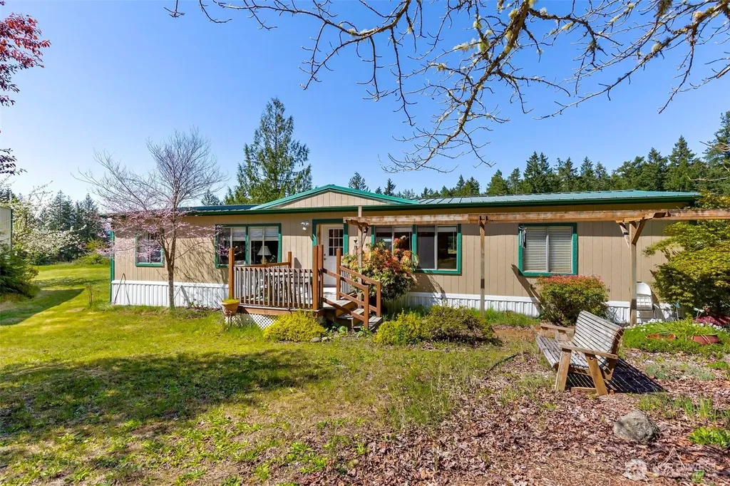 8262 Seabeck Highway NW Bremerton WA 98312