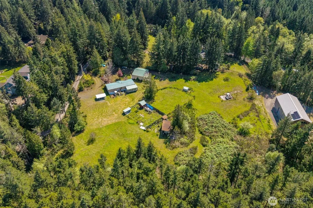 8262 Seabeck Highway NW Bremerton WA 98312