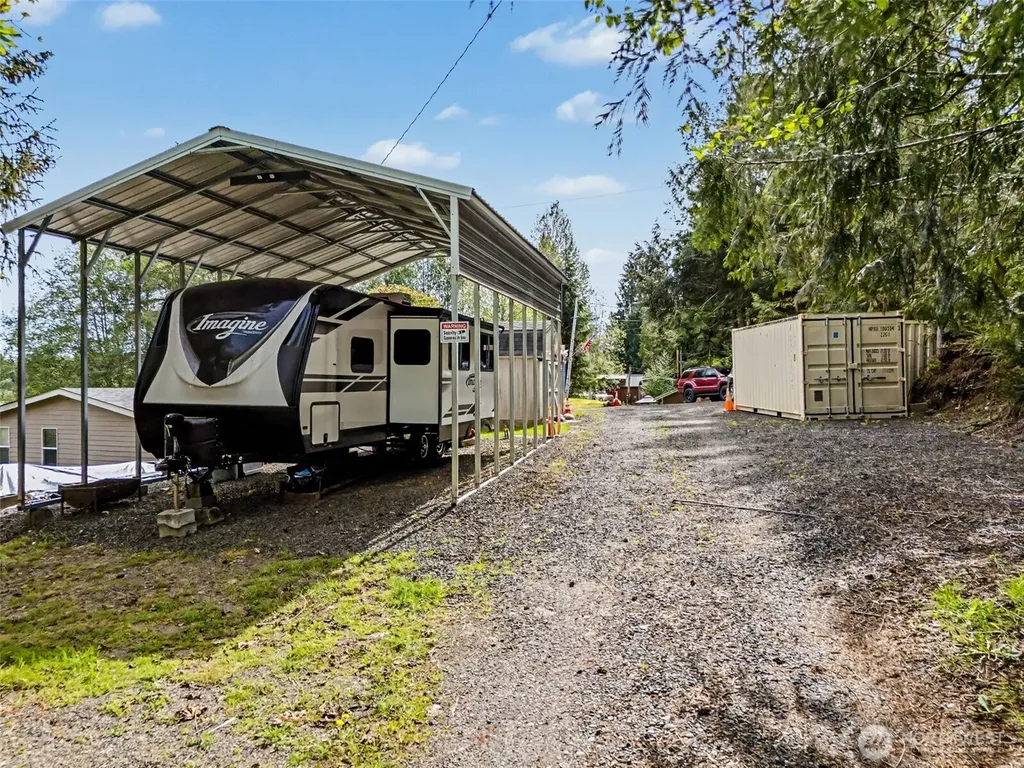 1670 W Star Lake Drive Elma WA 98541