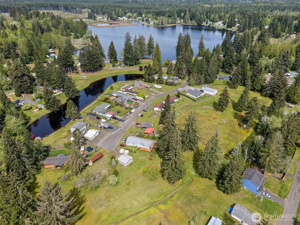 1670 W Star Lake Drive Elma WA 98541