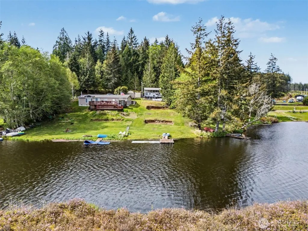 1670 W Star Lake Drive Elma WA 98541