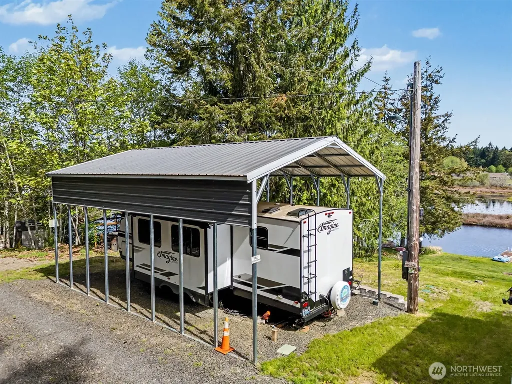 1670 W Star Lake Drive Elma WA 98541