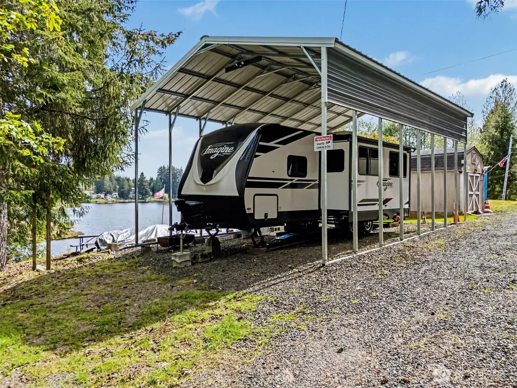 1670 W Star Lake Drive Elma WA 98541