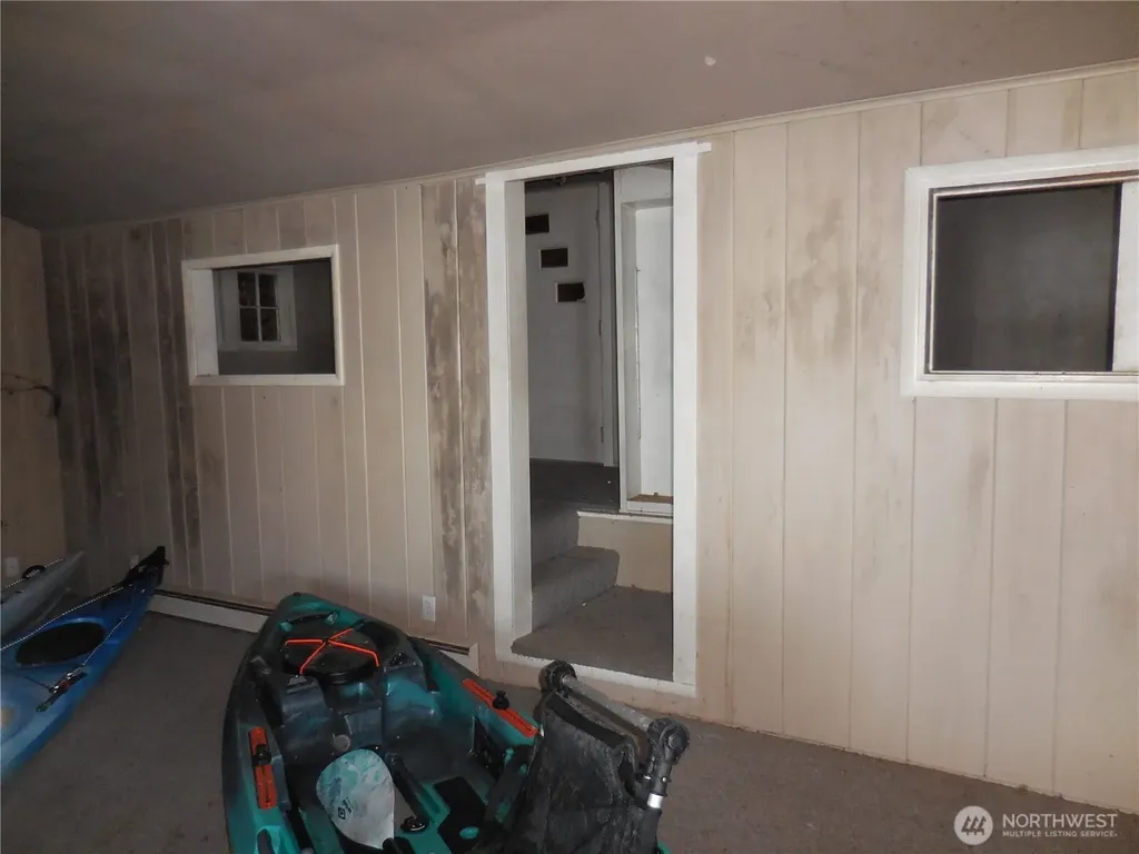 1239 Colchester Drive E Port Orchard WA 98366
