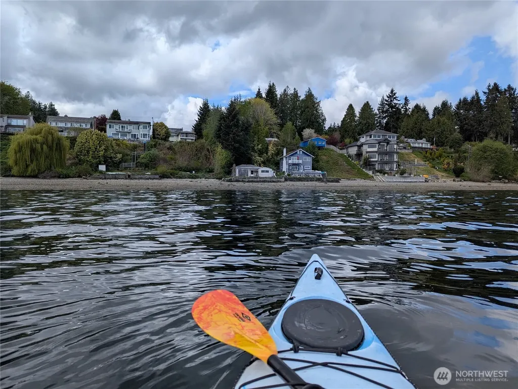 1239 Colchester Drive E Port Orchard WA 98366