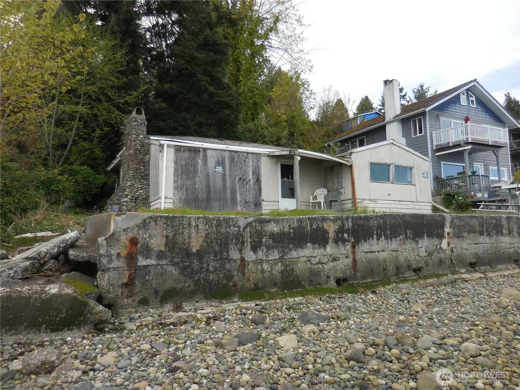 1239 Colchester Drive E Port Orchard WA 98366