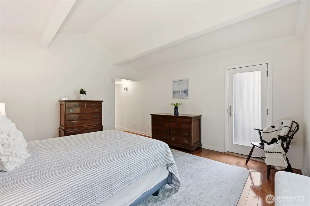 1542 NE 140th Street Seattle WA 98125