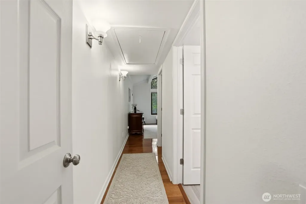 1542 NE 140th Street Seattle WA 98125