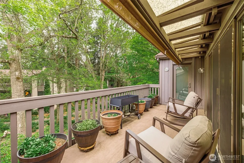 1542 NE 140th Street Seattle WA 98125