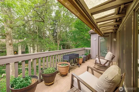 1542 NE 140th Street Seattle WA 98125