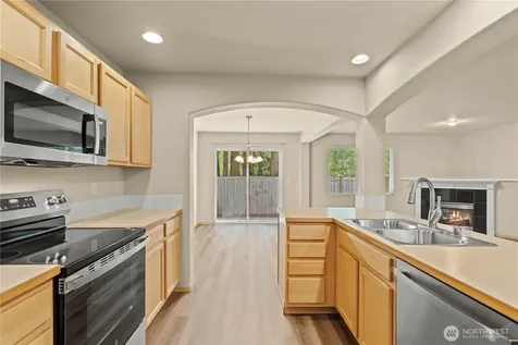 17813 73rd Avenue Ct E Puyallup WA 98375