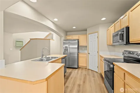 17813 73rd Avenue Ct E Puyallup WA 98375