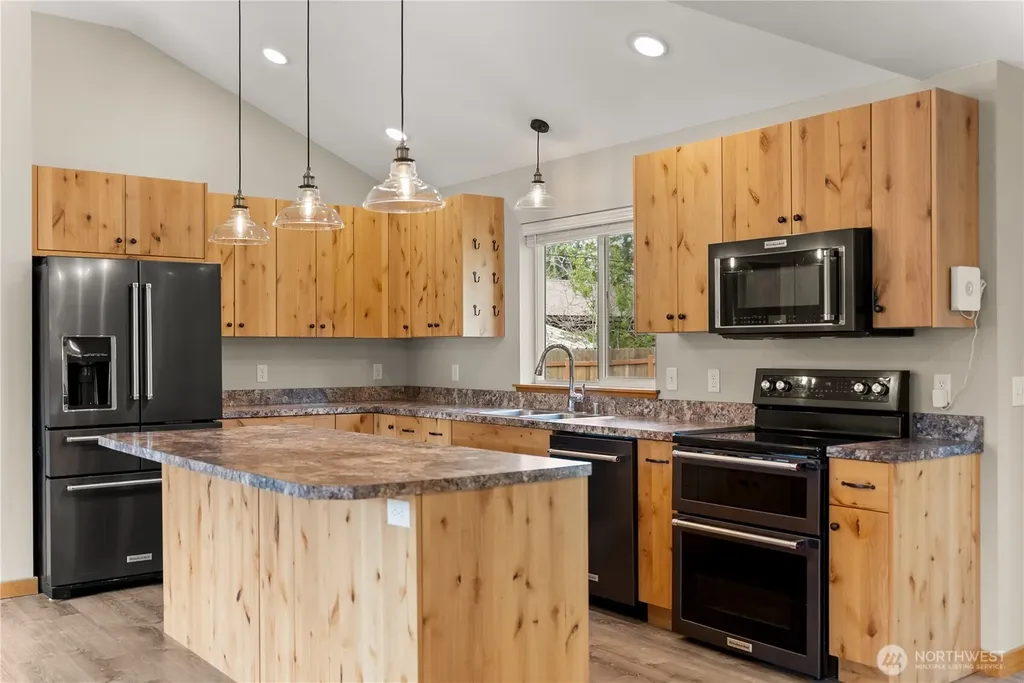 117 E 7th Street Tonasket WA 98855