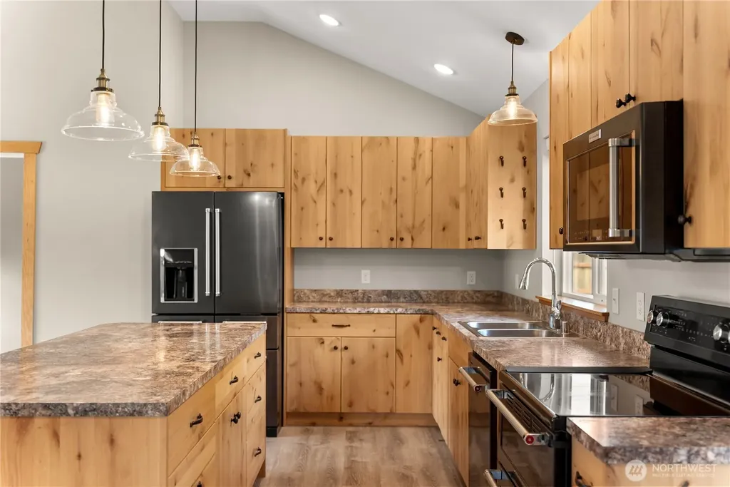 117 E 7th Street Tonasket WA 98855