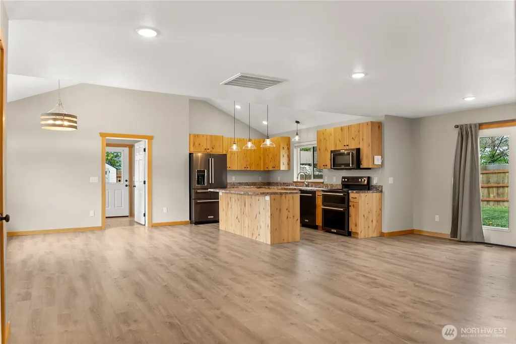 117 E 7th Street Tonasket WA 98855