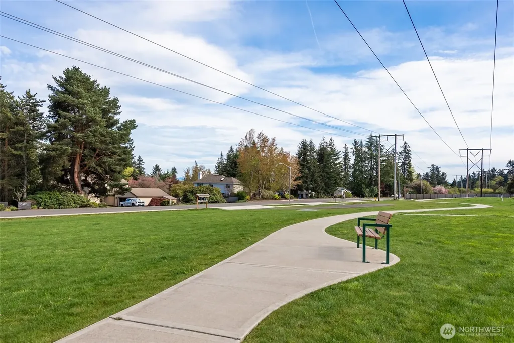 10215 135th Circle NE Kirkland WA 98033