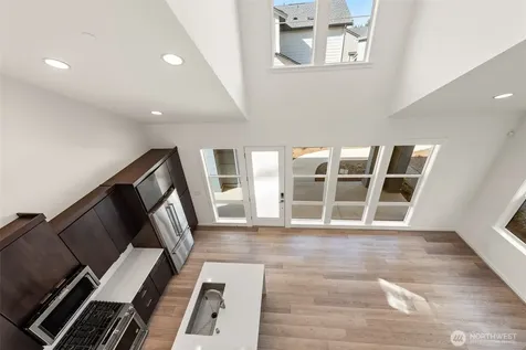 10215 135th Circle NE Kirkland WA 98033