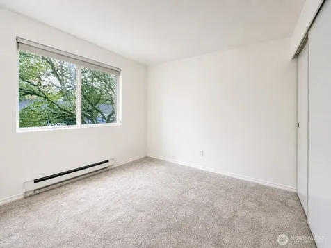 25005 98th Place S Kent WA 98030