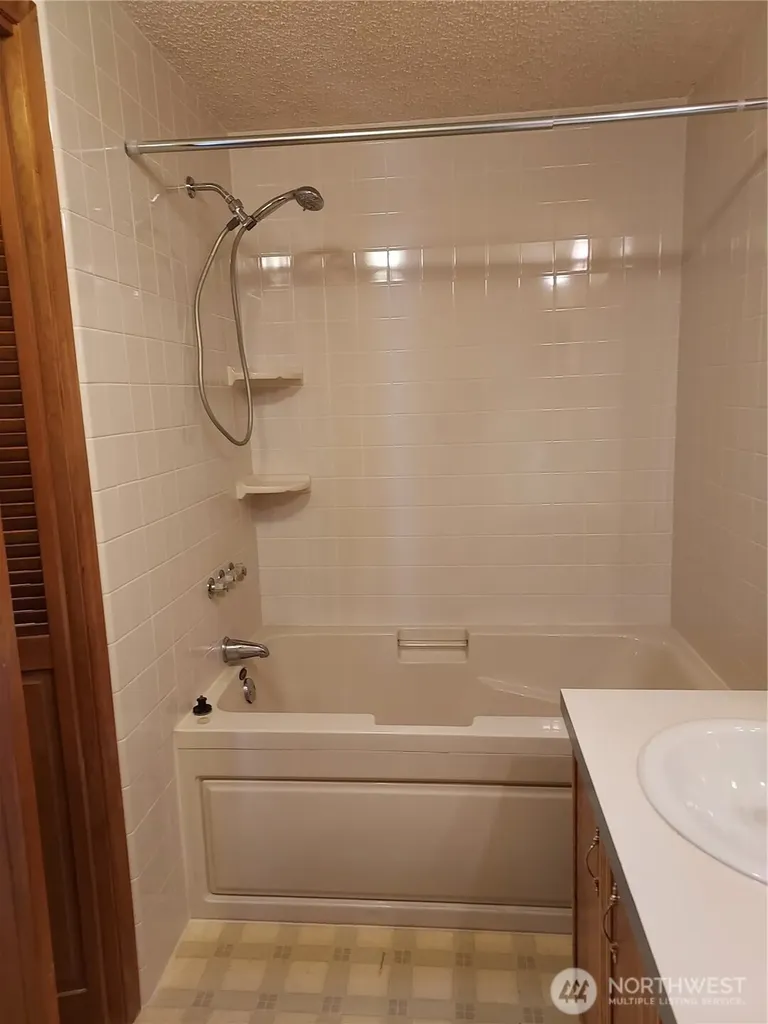 8430 15th Place SE Lake Stevens WA 98258