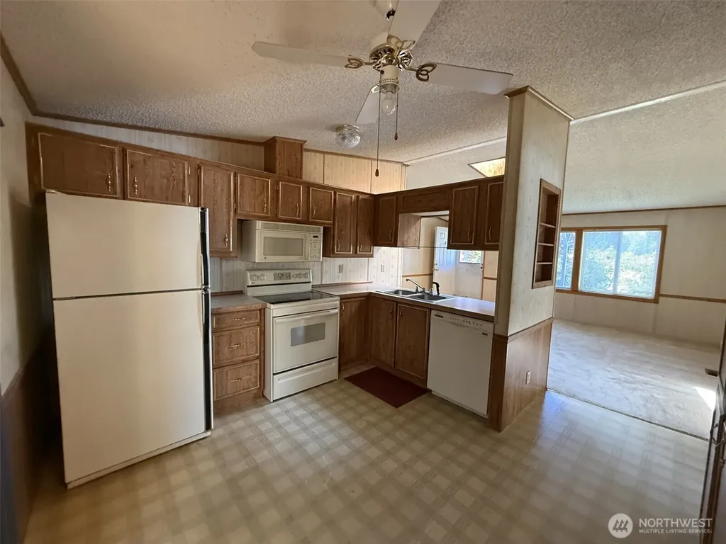 8430 15th Place SE Lake Stevens WA 98258