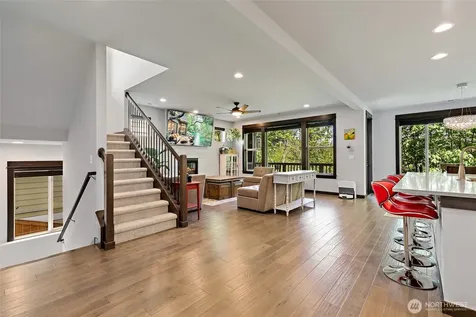 17617 3rd Avenue SE Bothell WA 98012