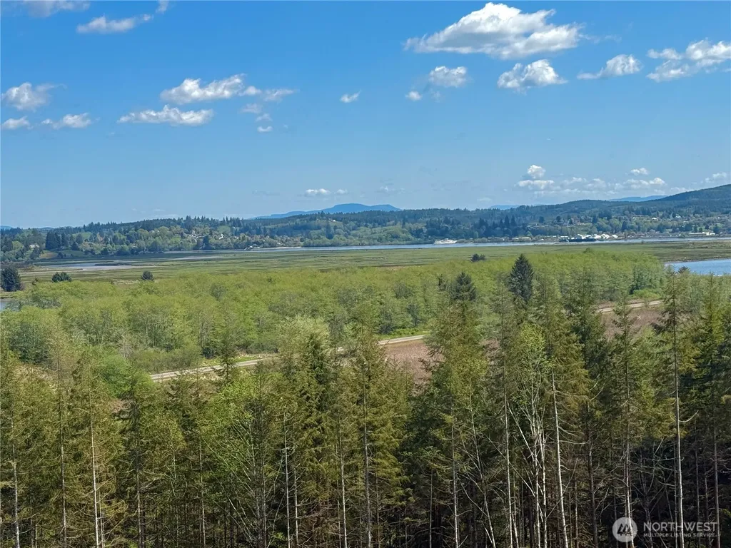 8464 Us Highway 101 South Bend WA 98586