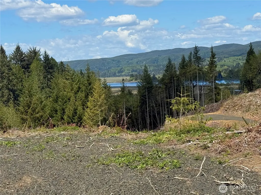 8464 Us Highway 101 South Bend WA 98586