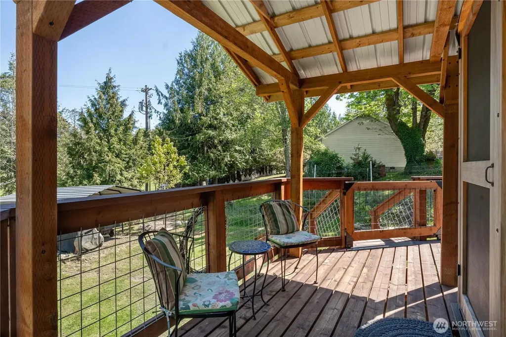 22418 Maple Drive NW Lakebay WA 98349