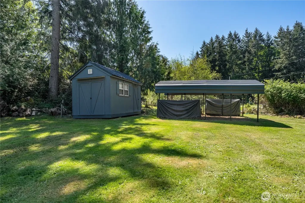 22418 Maple Drive NW Lakebay WA 98349