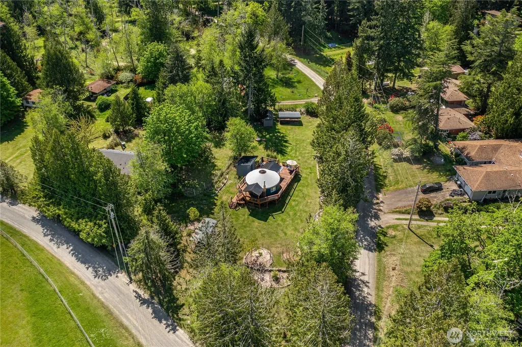 22418 Maple Drive NW Lakebay WA 98349