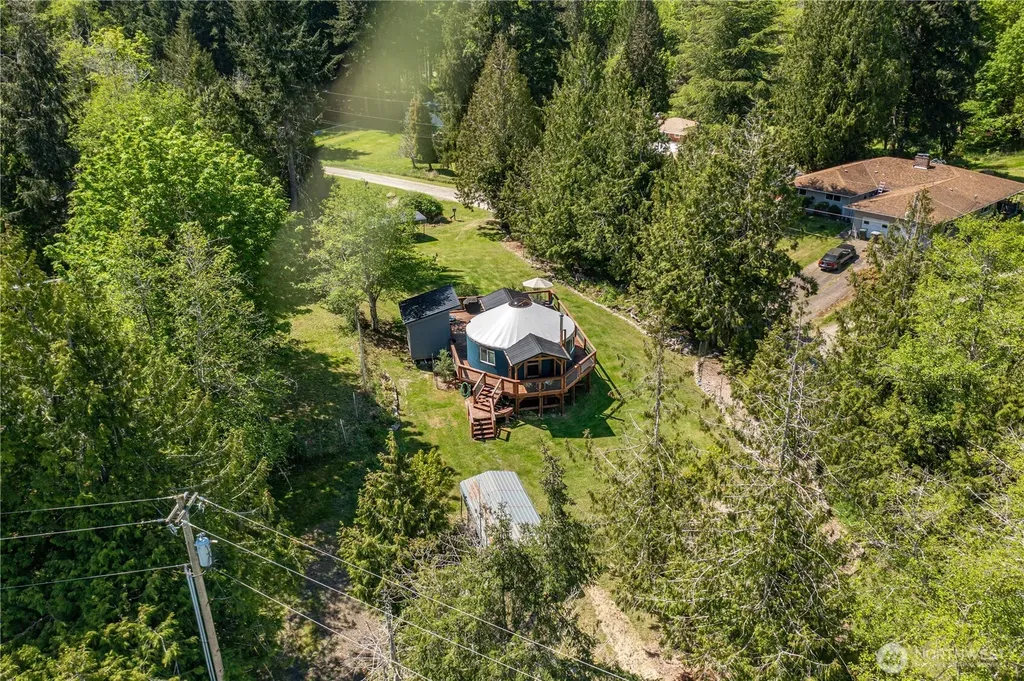 22418 Maple Drive NW Lakebay WA 98349
