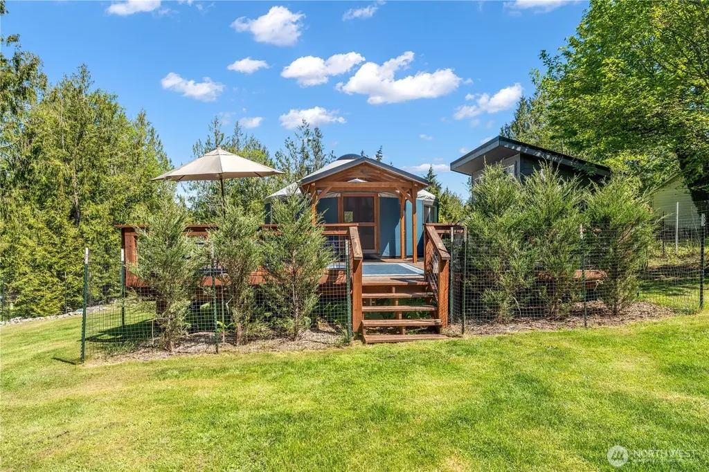 22418 Maple Drive NW Lakebay WA 98349