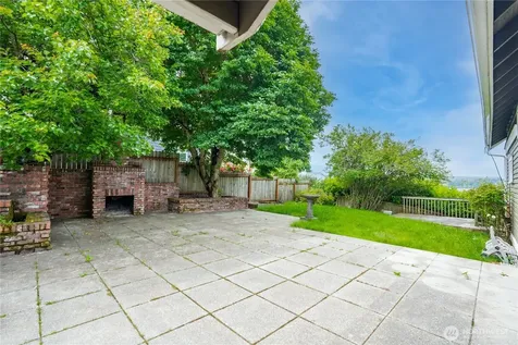 400 Cedar Avenue S Renton WA 98057
