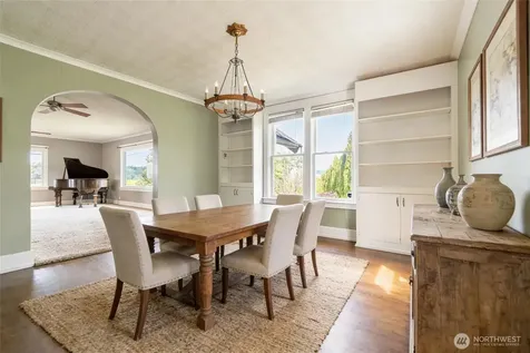 400 Cedar Avenue S Renton WA 98057